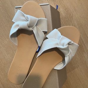 NIB Rothy's Sandals in Sand dollar sz 10